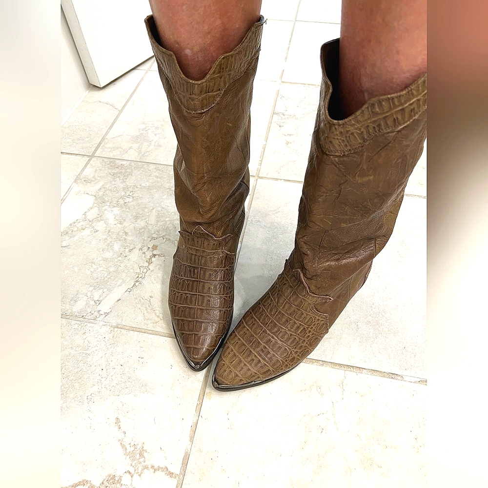 VINTAGE Zodiac Leather boots - Size 7